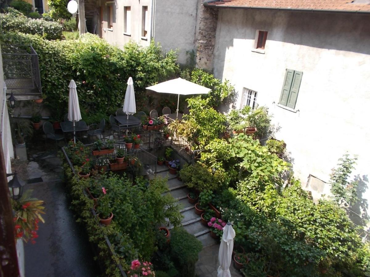 B&B Zia Lina Dongo Exterior foto